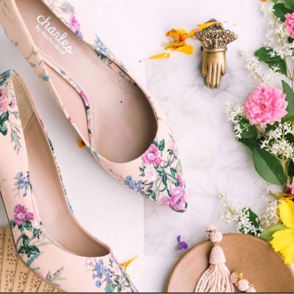 Charles David Floral Print Women's Shoes - Tan and Purple